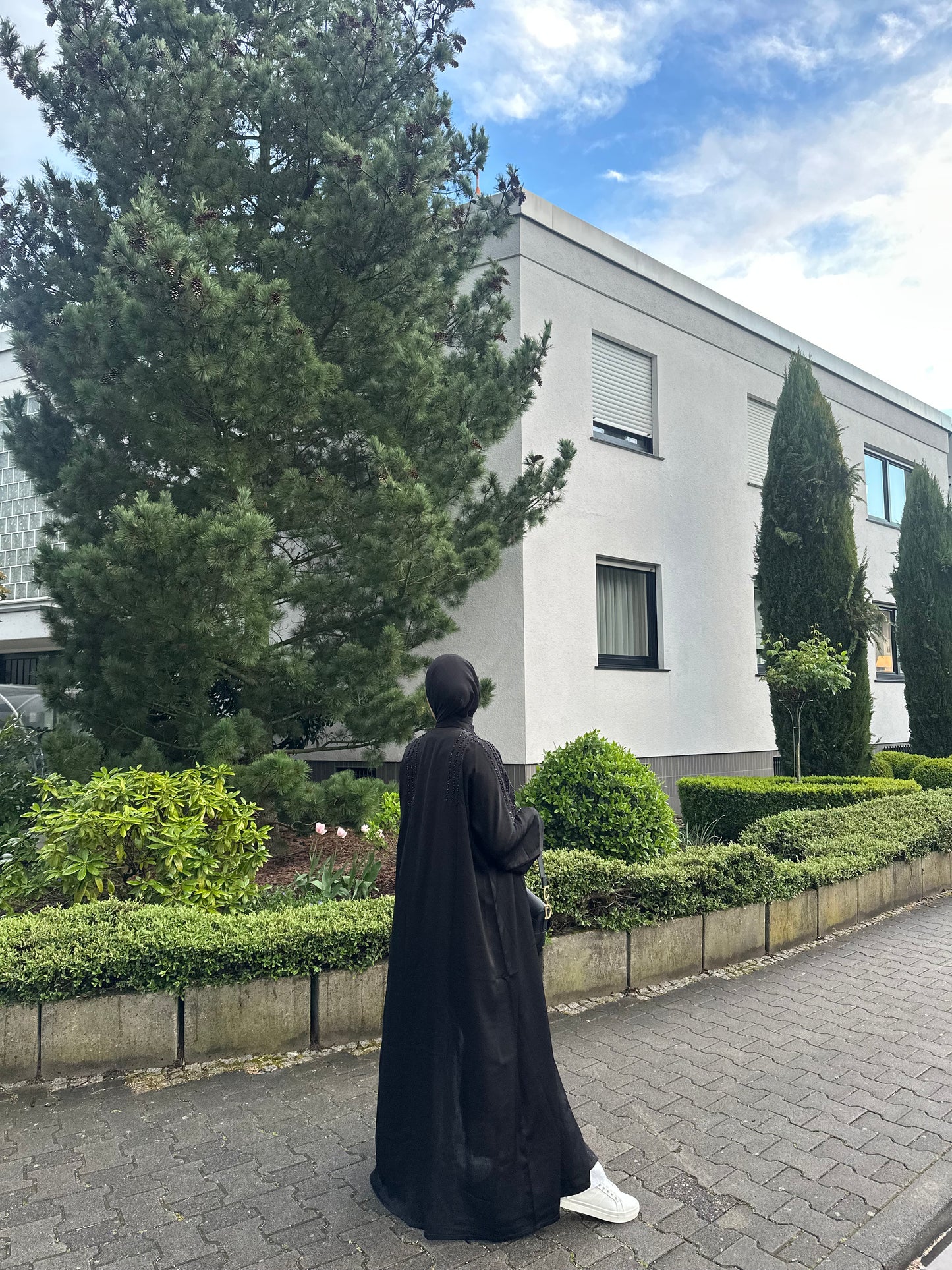 ABAYA CLASSIC BLACK