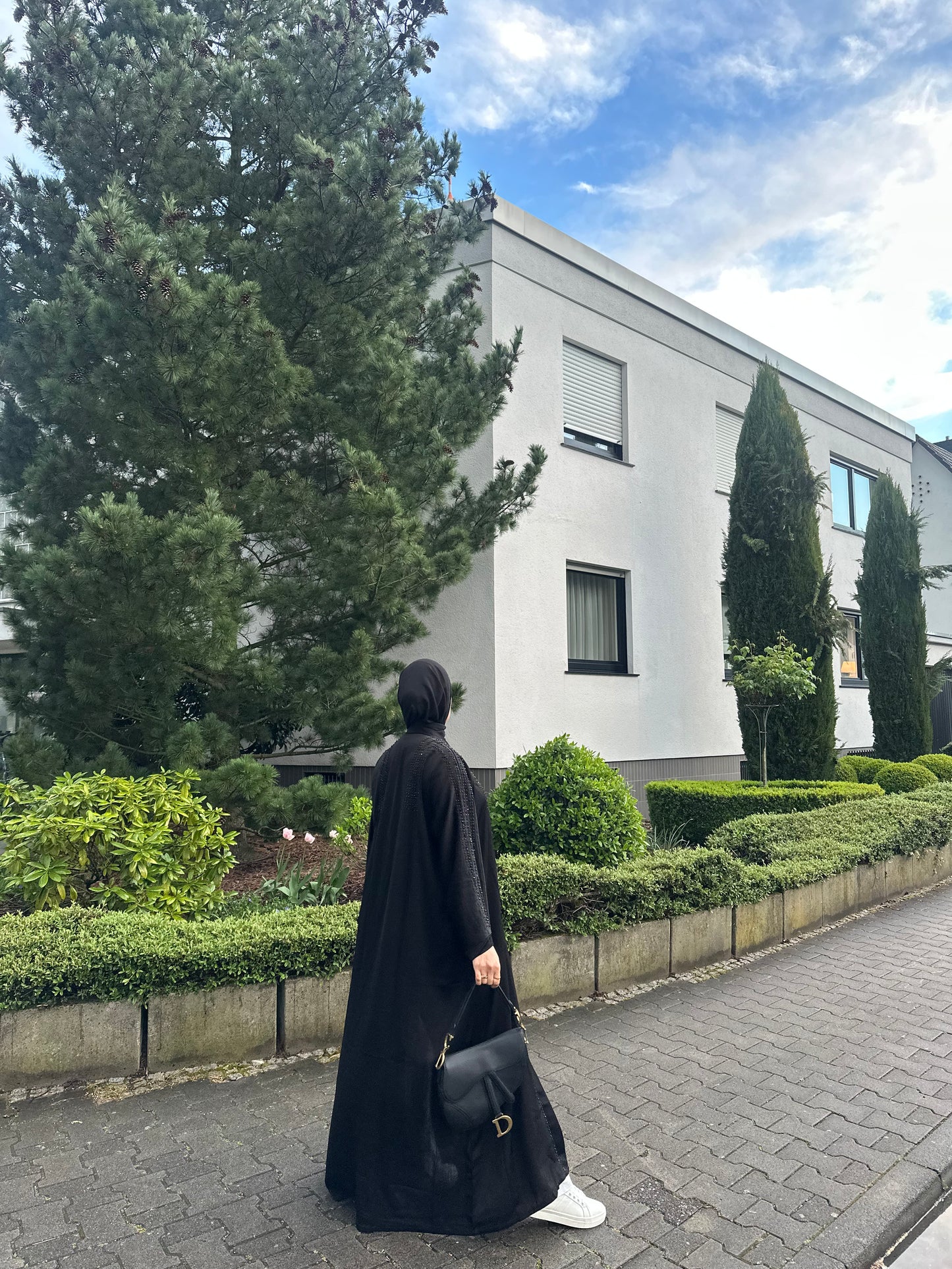 ABAYA CLASSIC BLACK