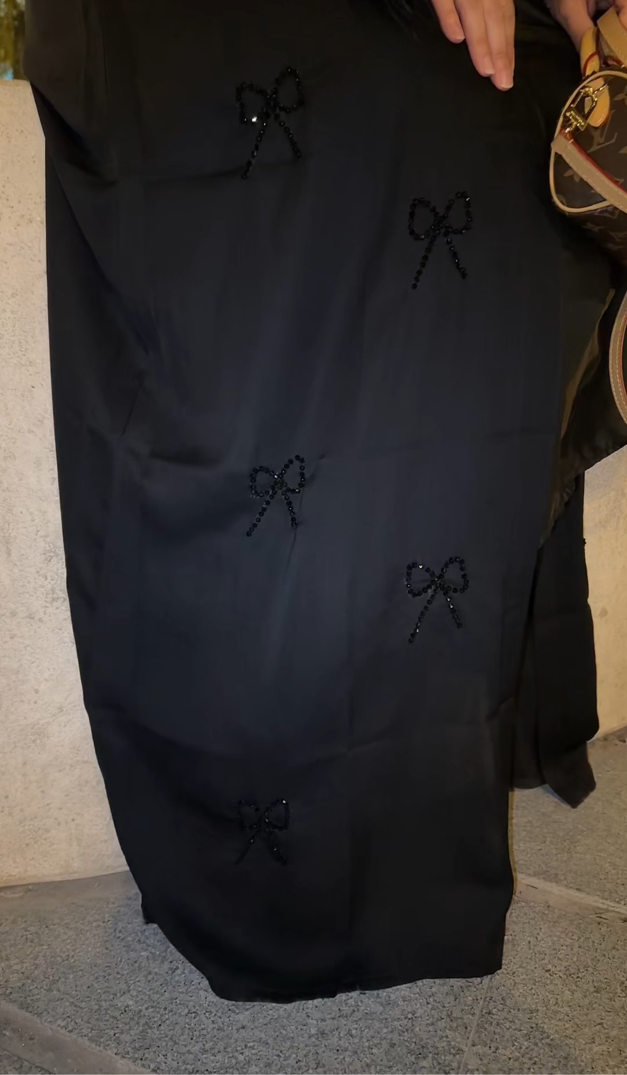 ABAYA BLACK BOW